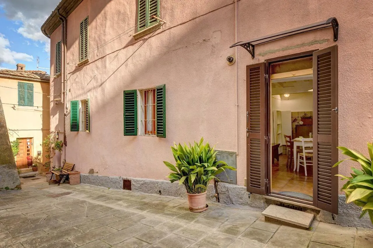 Apartment Arts And Flowers Sinalunga Italy
